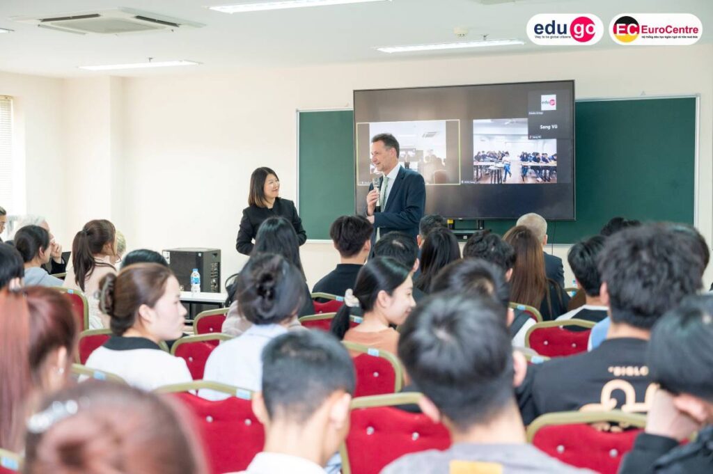 Học viên EduGo giao lưu cùng trường nghề Điều dưỡng Oberlinhaus
